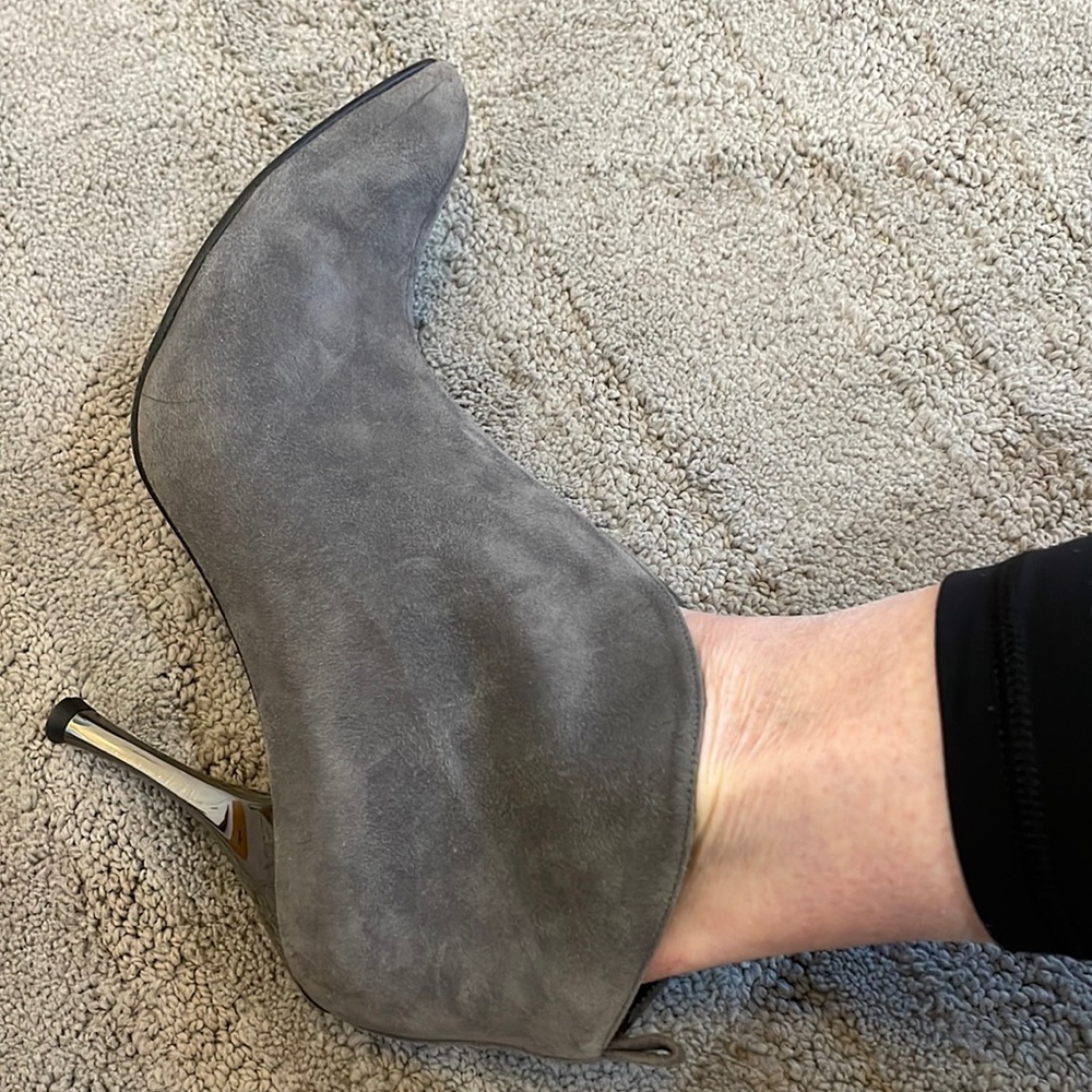 Very sexy booties!